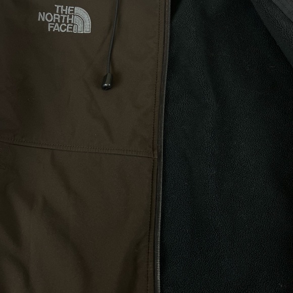 The North Face Girls S/P Gore-Tex Dark Brown Jacket - Picture 6 of 7